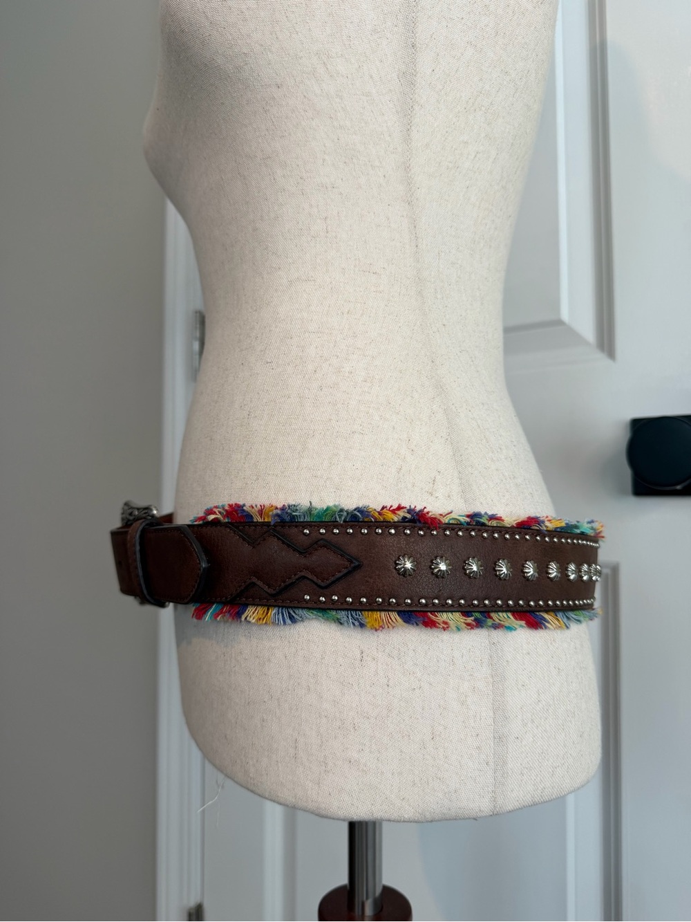 Nocona Western Belt Womens Leather Frayed Multicolored Studs Brown N3411902 - Picture 3 of 10